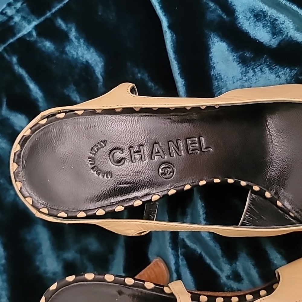Chanel slingback shoes size 37.5 - Picture 3 of 7